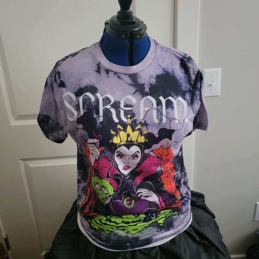 Heidi klum villians shirt